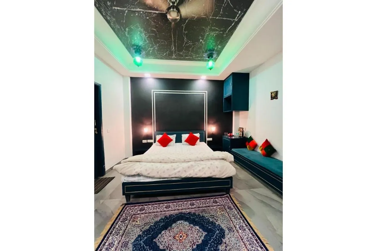 Shiv Kothi - Homestay Agra  India